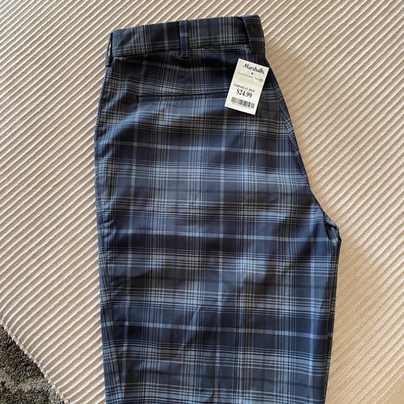 Men's Nike Golf Shorts - Picture 3 of 4